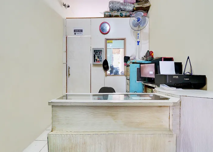 Oyo Life 93086 Apartemen The Suite Metro By Abbah Property Bandung